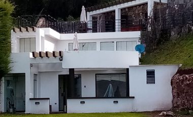 VENTA DE CASA SOBRE UN ÁREA DE TERRENO DE 1,621.77m2 EN URB. SANTA MARÍA – CUSCO