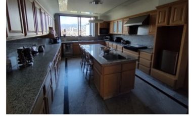 Venta Casa en Bosques de la Herradura, OPORTUNIDAD, Huixquilucan, Estado de México.