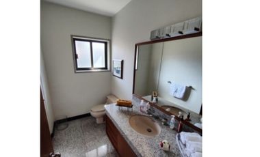 Venta Casa en Bosques de la Herradura, OPORTUNIDAD, Huixquilucan, Estado de México.