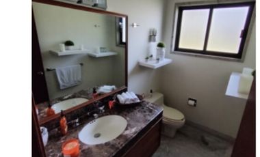 Venta Casa en Bosques de la Herradura, OPORTUNIDAD, Huixquilucan, Estado de México.