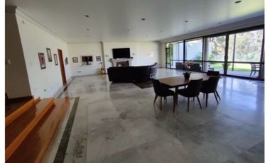 Venta Casa en Bosques de la Herradura, OPORTUNIDAD, Huixquilucan, Estado de México.