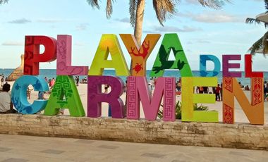 Penthouse con alberca y rooftop, frente al mar, pre-venta Playa del Carmen.