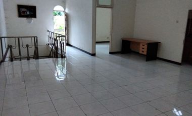 Rumah Usaha Strategis Raya Kertajaya Nol Jalan Raya