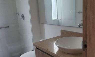 Arrienda apartamento, 115m2, 3 habitaciones, 2 baños