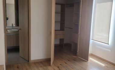 Arrienda apartamento, 115m2, 3 habitaciones, 2 baños