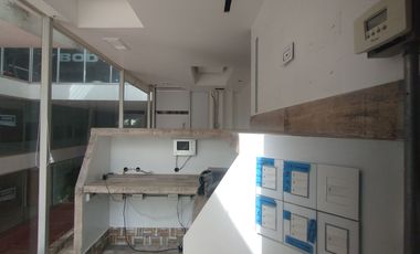 Oficina en venta en Alto Prado.