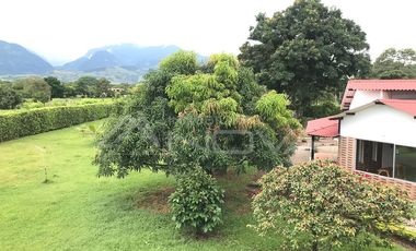 VENTA HERMOSA FINCA CASA CAMPESTRE RESTREPO GUACAVIA CUMARAL