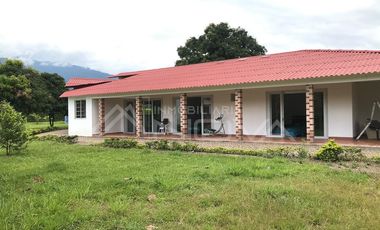 VENTA HERMOSA FINCA CASA CAMPESTRE RESTREPO GUACAVIA CUMARAL