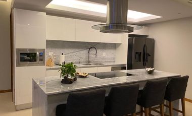 DEPARTAMENTO FRENTE AL MAR AMUEBLADO