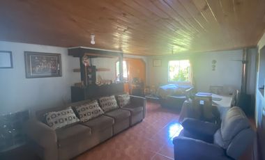 SE VENDE CASA CAMPO 5D 2B  TERRENO  EN SANTA RITA , PELARCO-TALCA.