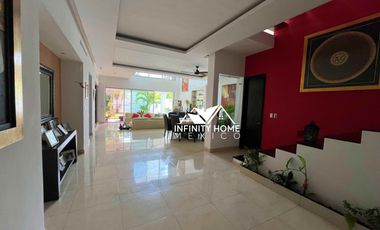 RESIDENCIA TERRENO GRANDE EN CUMBRES CANCUN VENTA