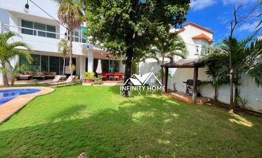 RESIDENCIA TERRENO GRANDE EN CUMBRES CANCUN VENTA