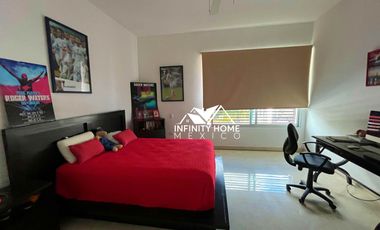 RESIDENCIA TERRENO GRANDE EN CUMBRES CANCUN VENTA