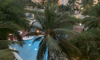 Magnifico y lujoso penthouse en Isla Dorada, zona hotelera Cancun: Ubicacion, conectividad y prestigio