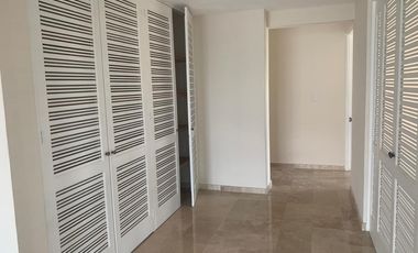 Magnifico y lujoso penthouse en Isla Dorada, zona hotelera Cancun: Ubicacion, conectividad y prestigio
