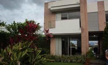 casa campestre en venta el Vergel ibague