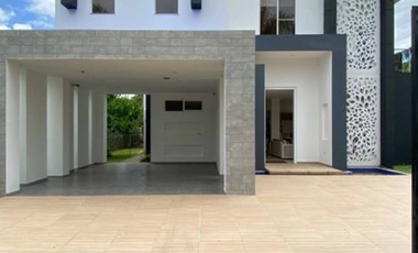 Casa quinta con cabañas turisticas en la vereda la poyata-Villavicencio