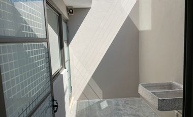 CASA CON ESPACIOS AMPLIOS EN ZONA TRANQUILA CERCS DE ESCUELA