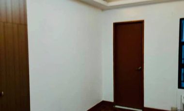 FOR RENT HOUSE AND LOT WITH POOL IN BF HOMES PARANAQUE CITY