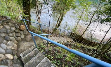Casa a orilla del río Toltén a 18 kilómetros de Villarrica