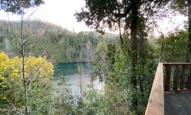 Casa a orilla del río Toltén a 18 kilómetros de Villarrica