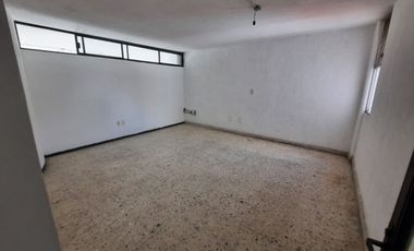 OFICINAS EN RENTA EN EDIFICIO ZONA CENTRO