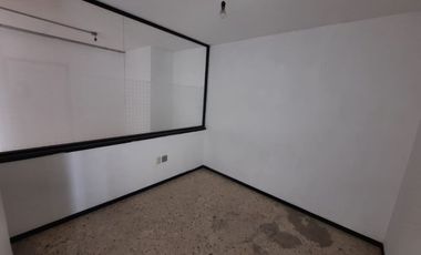 OFICINAS EN RENTA EN EDIFICIO ZONA CENTRO