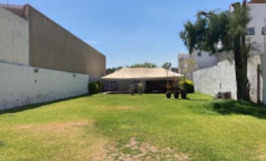 Terreno en Venta en Residencial Victoria en Guadalajara, Jalisco