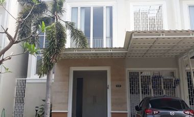 Rumah disewakan di Jawa Timur, Surabaya