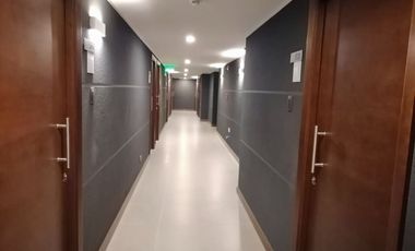 Vendemos amplia y muy luminosa oficina