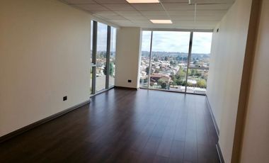 Vendemos amplia y muy luminosa oficina