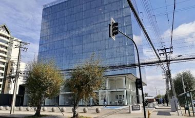 Vendemos amplia y muy luminosa oficina