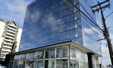 Vendemos amplia y muy luminosa oficina