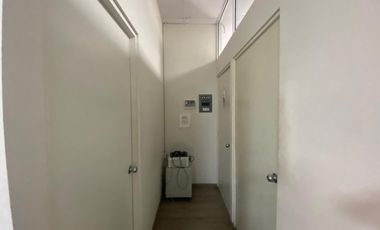 BODEGA EN VENTA CON OFICINAS ADMINISTRATIVAS