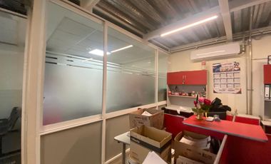BODEGA EN VENTA CON OFICINAS ADMINISTRATIVAS