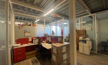 BODEGA EN VENTA CON OFICINAS ADMINISTRATIVAS