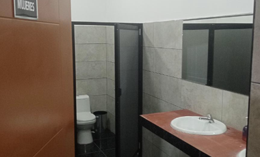 Venta de Casa Como Terreno en Maranga San Miguel Alt. 30 de La Marina