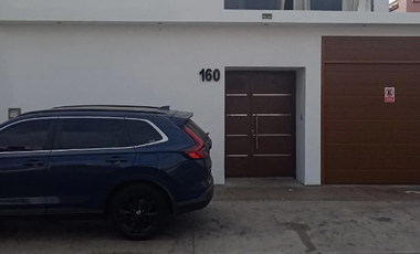 Venta de Casa Como Terreno en Maranga San Miguel Alt. 30 de La Marina