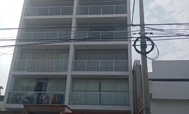 Venta de Casa Como Terreno en Maranga San Miguel Alt. 30 de La Marina