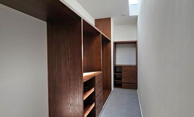 Casa con Alberca y Vista a la Laguna en el Fraccionamiento Lomas de la Rioja, Veracruz.  ▪️Venta: $3'550,000.00