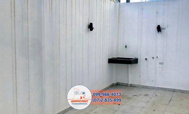 Moderna Casa a Estrenar en Venta / Ricaurte / Cuenca (C903)