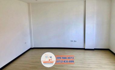 Moderna Casa a Estrenar en Venta / Ricaurte / Cuenca (C903)