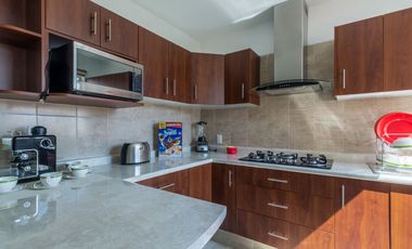 Casa en Venta en condominio con alberca en Emiliano Zapata Morelos