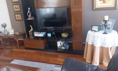 Se vende Dpto Dúplex, 253 m2, Chacarilla, 3 dorms, 4 baños, Terraza, 1 Estac.