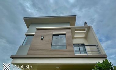 3BR-2TB Single Attached House and Lot For Sale in Sentrina Alaminos Along the Highway