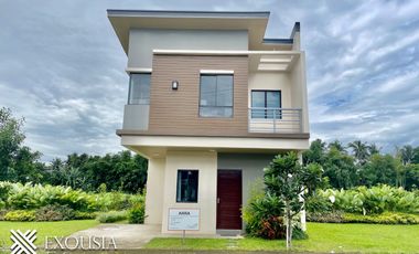 3BR-2TB Single Attached House and Lot For Sale in Sentrina Alaminos Along the Highway