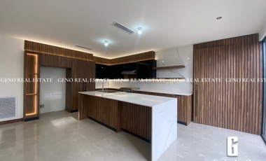 CASA MODERNA EN VENTA EN LA CANTERA