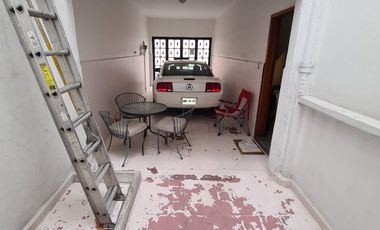 SE VENDE CASA CON USO DE SUELO COMERCIAL COLONIA AGRICULTURA TACUBA MIGUEL HIDALGO.