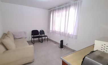 SE VENDE CASA CON USO DE SUELO COMERCIAL COLONIA AGRICULTURA TACUBA MIGUEL HIDALGO.