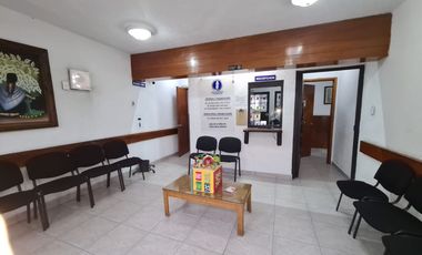 SE VENDE CASA CON USO DE SUELO COMERCIAL COLONIA AGRICULTURA TACUBA MIGUEL HIDALGO.